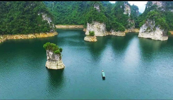 Hồ Na Hang