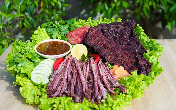 Na Hang có nhiều đặc sản hấp dẫn, nổi tiếng mà khách du lịch nên thưởng thức