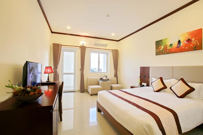 Khách sạn đầy đủ tiện nghi